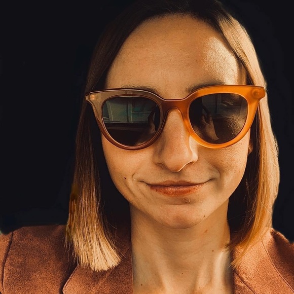 Meet your Posher, Haleigh - Picture 2 of 4